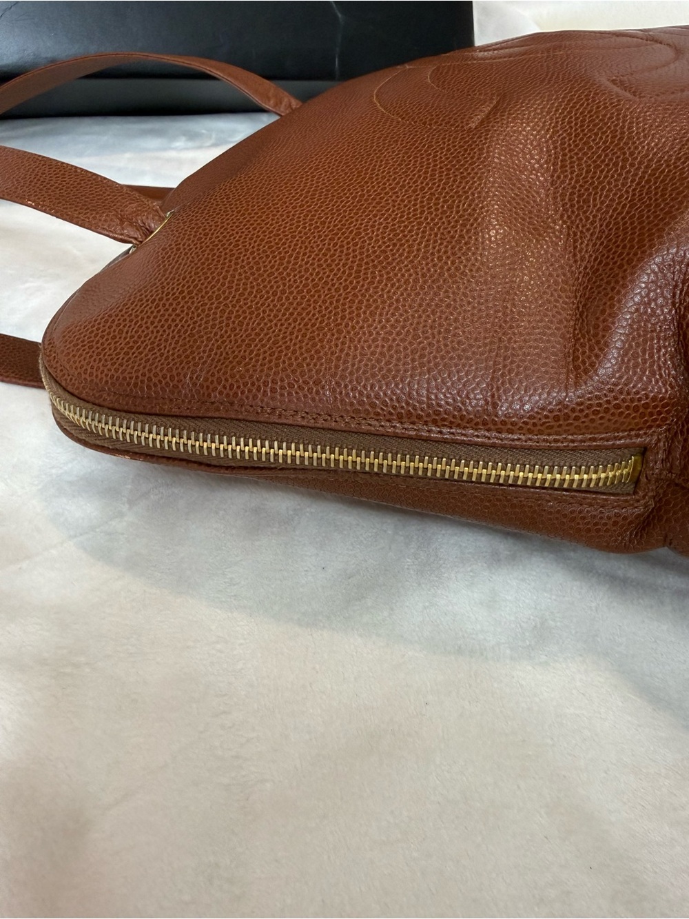 😍Fall🍁 Chanel Caviar Stitched CC Double Zip Caramel Brown Timeless Tote - Picture 6 of 14